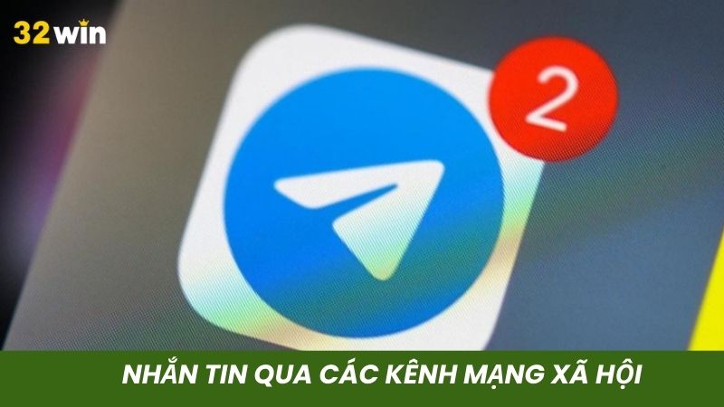 Nhắn tin qua các kênh MXH